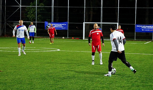 Veteranlar Futbol Turnuvası’nda şampiyon aşikâr oldu