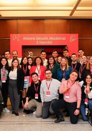 Akbank Gençlik Akademisi, 3. Yılında da Geleceği Gençlerle Dönüştürmeye Devam Ediyor