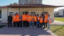 Antalya Büyükşehir sel bölgesinde vatandaşların gereksinimleri karşılanıyor