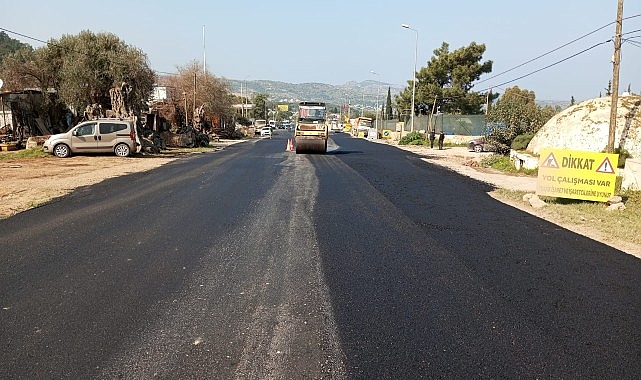 Bodrum’da Sıcak Asfalt Çalışmaları Devam Ediyor