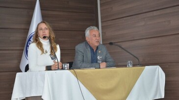 Fırat Yılmaz Çakıroğlu Ege Üniversitesinde düzenlenen programla anıldı