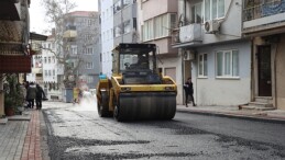 Gemlik Belediyesi’nden Alemdar Caddesi’ne estetik dokunuş