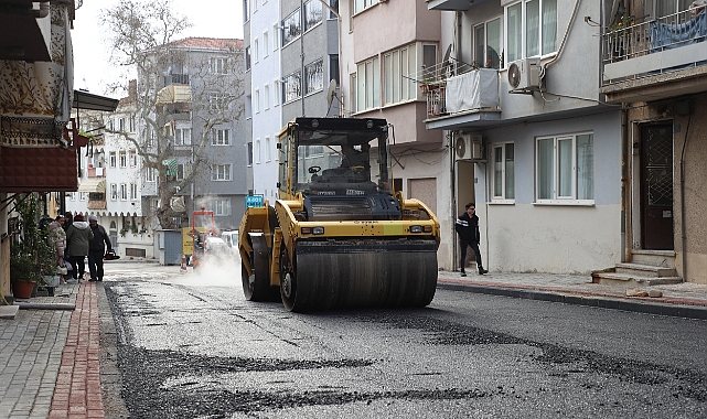 Gemlik Belediyesi’nden Alemdar Caddesi’ne estetik dokunuş