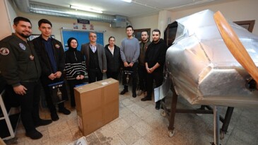 Insansız yangın söndürme uçağı için çalışan öğrencilere Efes Selçuk Belediyesi’nden takviye