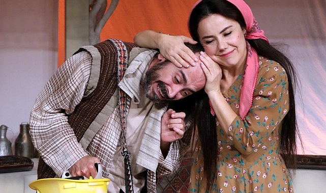 İstanbul Büyükşehir Belediyesi Kent Tiyatroları en beğenilen oyunlarından Gül’e Ağıt’ı Tuzla seyircisiyle buluşturuyor