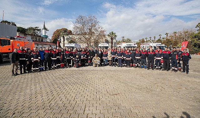 İzmir itfaiyesinin özel donanımlı ambulansları hayat kurtaracak