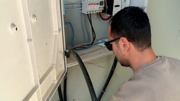 Kemer’de aydınlatmalarda bakım ve tamir çalışmaları