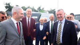 Kocaeli Büyükşehir Belediye Lideri Tahir Büyükakın’a Gebze’de sevgi seli