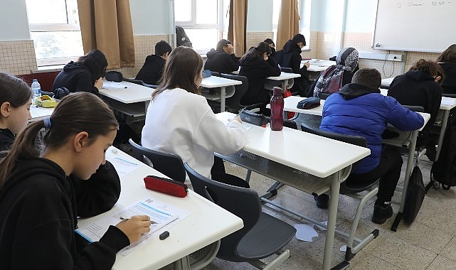 Konya Büyükşehir LGS ve TYT Öğrencilerini İmtihanlara Hazırlıyor