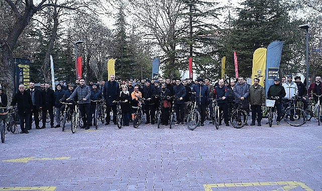 Konya Büyükşehirden “Dünya Kışın Bisikletle İşe Gitme Günü” Aktifliği