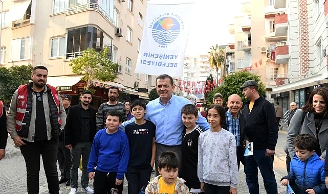 Lider Abdullah Özyiğit “Kentimizi de kentimize hizmet etmeyi de seviyoruz”