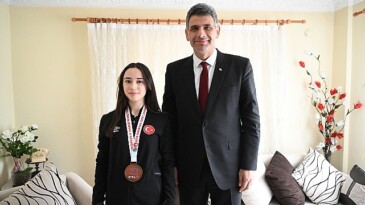 Lider Kocaman, “İşte benim kızım”