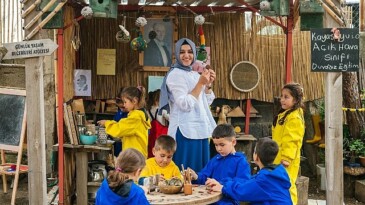Rumeysa Öğretmen’den Tüm Öğretmenler için Açık Hava Sınıfı Rehberi