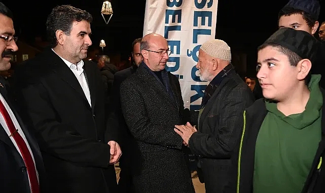 Selçuklu Belediye Lideri Ahmet Pekyatırmacı, Miraç Kandili münasebetiyle Erenköy Tahir Büyükkörükçü Camii’nde düzenlenen kandil programında vatandaşlarla bir ortaya geldi.