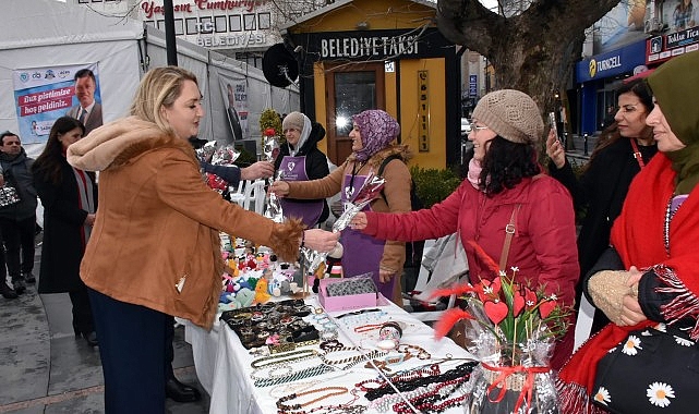 Sevgililer Günü Çeşitli Etkinliklerle Kutlandı