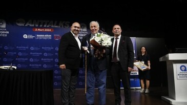 Anttalks’ın konuğu İlber Ortaylı oldu