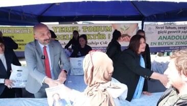 Aydın Büyükşehir Belediye Başkanı Özlem Çerçioğlu, Söke Belediye Lideri Mustafa İberya Arıkan ile birlikte Söke’de vatandaşlarla bir ortaya geldi
