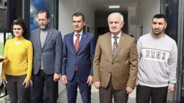 Aygün ve Sevimli, Manisiz Ömür Merkezi’ni birlikte açtılar