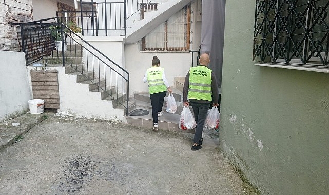 Bayraklı Belediyesinden 13 bin şahsa iftar paketi