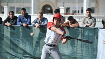 Beyzbol Büyükler Türkiye Şampiyonası Kemer’de