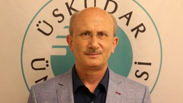 Birkaç öğün yetebilecek halde iftar sofraları ibadetin ruhuna uygun değil!