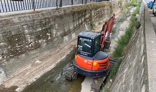 Büyükşehir, Muğla’da 1200 Kilometre Dere Paklığı Yaptı