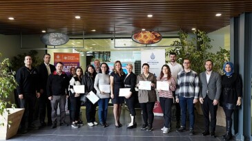 Domino’s’tan bayan istihdamına destek!