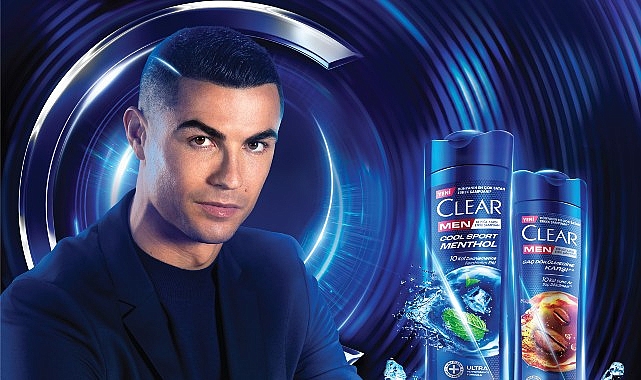 Dünyaca ünlü futbolcu Ronaldo, Clear ile bir yeni reklam sinemasına daha imza attı