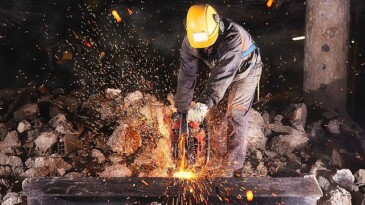 Ege İhracatçı Birlikleri şubatta 1 milyar 580 milyon dolarlık ihracata imza attı