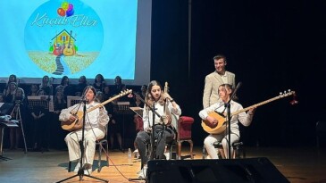 “Ege’den Dünyaya Müziğin Sesi Özel Konseri” büyük beğeni aldı