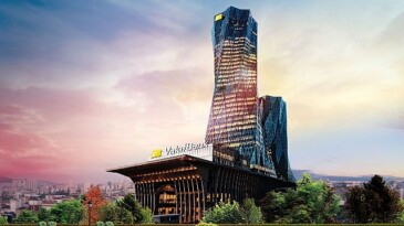 Fullstack Bootcamp 2023’ü muvaffakiyetle tamamlayan 3 genç, mesleklerine VakıfBank’ta devam edecek