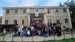 Gaziemirli gençler Çanakkale’de tarihin izini sürdü