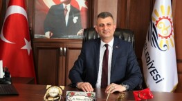 Gölcük Belediye Başkanı Ali Yıldırım Sezer, yayınladığı iletide, “18 Mart Şehitleri Anma Günü ve Çanakkale Deniz Zaferi’nin 109. yıl dönümü kutlu olsun” dedi