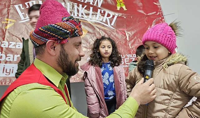 Gölcük Belediyesi her yıl klâsik hale getirdiği Ramazan akşamları etkinliklerini, bu yıl da hem kent merkezinde hem de köylerde çocuklarla buluşturmaya devam ediyor