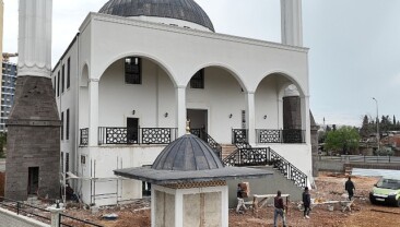Güneş Mahallesi Cami ibadete hazır hale getiriliyor