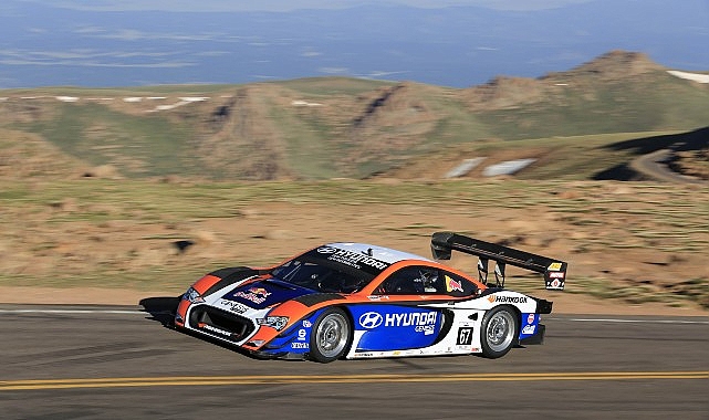 Hyundai Efsanevi Pikes Peak Memleketler arası Tırmanışa Geri Dönüyor.