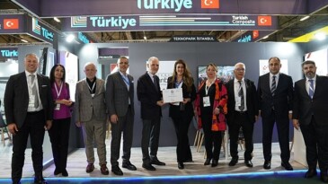İstanbul’un 4 firması kompozit kesiminin dev buluşması JEC World Fuarı’nda büyük ilgi gördü