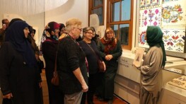 Kocaeli’nin 65 yaş üstü çınarları Mahallî Kültür Müzesinde; Çocukluklarını hatırladılar