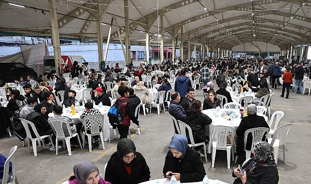 Nilüfer’de birinci iftar sofrası İhsaniye’de kuruldu