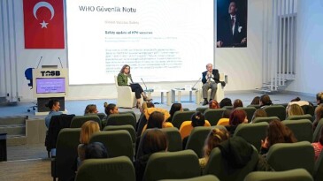 Prof. Dr. İlkkan Dünder: “Dünyada 350 Bin Bayan Hayatını Rahim Ağzı Kanseri Nedeniyle Kaybediyor”