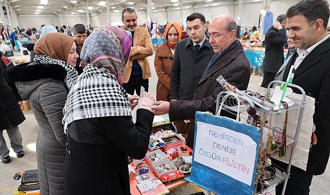 · Selçuklu Belediye Başkanı Ahmet Pekyatırmacı her ayın birinci Çarşamba günü kurulan 2. El Pazarı’nı ziyaret ederek stantları gezdi