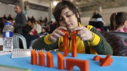 Selçuklu Belediyesi ve Selçuklu İlçe Ulusal Eğitim Müdürlüğü iş birliği ile ilkokul ve ortaokul kategorisinde akıl ve zeka oyunları müsabakası düzenlendi
