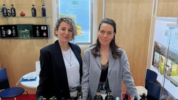 Türk ihracatının amazonları 8 Mart’ta 11 bin km ötede Japonya’da besin ihracatımızı artırmak için işlerinin başındaydı