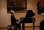 Türkiye’nin önde gelen piyanistlerinden Dengin Ceyhan Efes Selçuk’ta klasik müziğin bayan bestekarlarının yapıtlarına hayat verdi