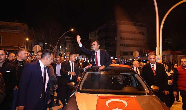 31 Mart Mahallî Seçimlerde tekrar aday olan Belediye Başkanı Savaş Kalaycı, Karaman halkının büyük takviyesi ile ve büyük bir oy farkıyla yeniden Belediye Başkanı seçildi
