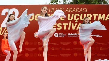 Antalya’da 23 Nisan coşkusu başladı