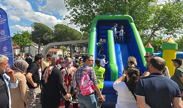 Aydın Büyükşehir Belediyesi 23 Nisan Ulusal Egemenlik ve Çocuk Bayramı aktiflikleri kapsamında Aydın Dokumacılık Park’ta Yaşanıyor