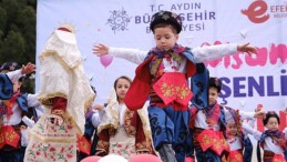 Aydın Büyükşehir Belediyesi’nin çocuk gelişim merkezlerinde, Türkiye Büyük Millet Meclisi’nin kuruluşunun 104. yıl dönümü ve Ulusal Egemenlik ve Çocuk Bayramı coşkuyla kutlandı