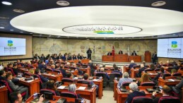 Balıkesir Büyükşehir Belediye Meclisi yeni devrinde birinci toplantısını gerçekleştirdi
