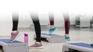 Bayanlar Gençlik ve Spor Ünitesi’nin “Zumba” Etkinliğinde Bir Ortaya Geliyorlar